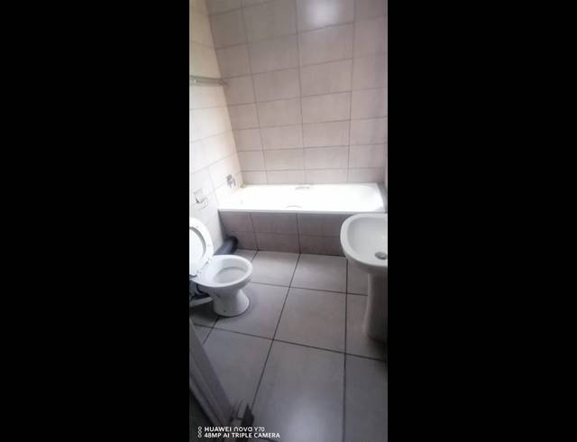 2 BEDROOM PROPERTY TO RENT IN POMONA